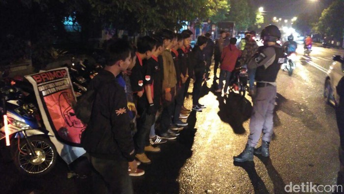 Aksi Tim Bawor Polres Banyumas Bikin Geng Motor Kocar-kacir