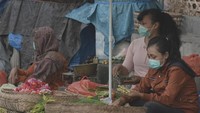 Hujan abu masih terjadi hingga Minggu (26/11) sore (Foto: Dok. Antara Foto)