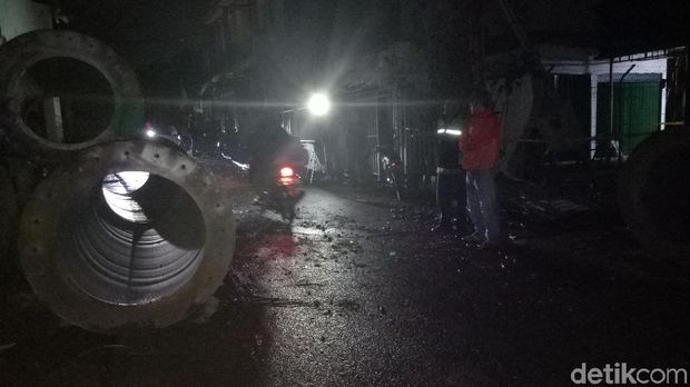 Tower BTS di Cipayung Masih Dievakuasi, Penghuni Rumah Diungsikan