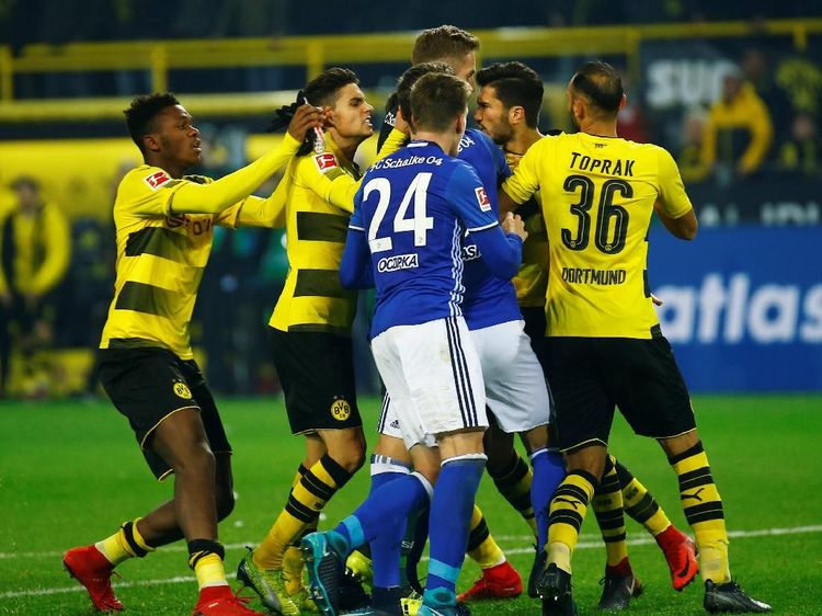 Derby Ruhr: Empat Gol Dortmund vs Empat Gol Schalke