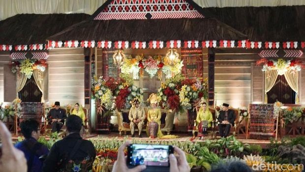 Live Report: Kirab dan Resepsi Kahiyang-Bobby