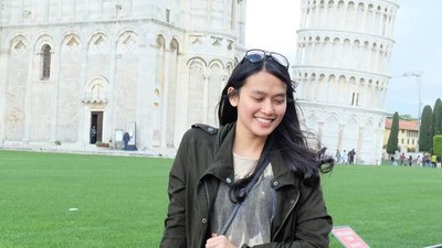 Foto: Gaya Liburan Cantik Kakak Ipar Kahiyang Ayu