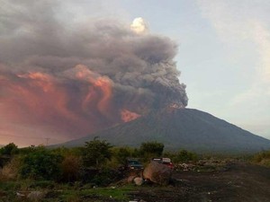 Gunung Agung Erupsi, BNPB: Tak Ada Peningkatan Gempa Vulkanik