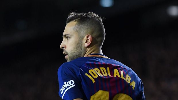 Selain Koke, juga ada Jordi Alba yang menempatkan siesta atau tidur siang sebagai prioritas untuk menjaga kebugaran.