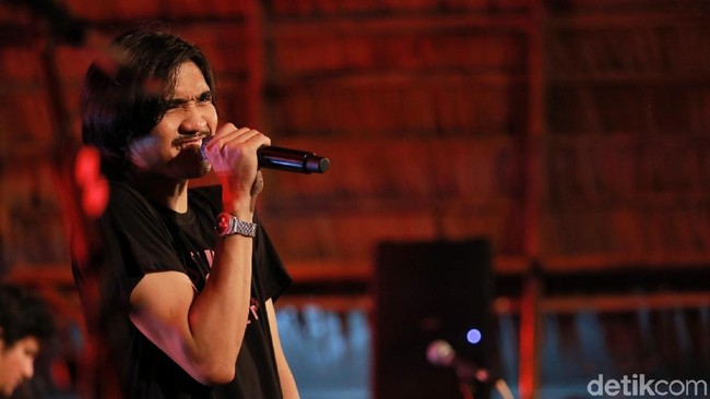 5 Kisah Duta Sheila On 7 kini Hidup Sederhana