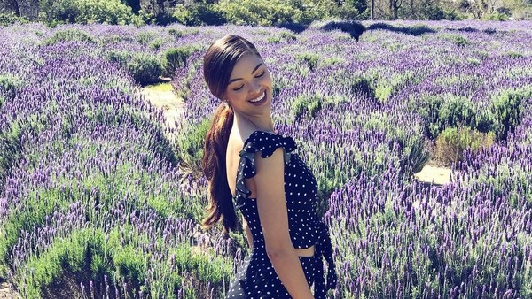 Foto: Liburannya Si Cantik Miss Universe 2017