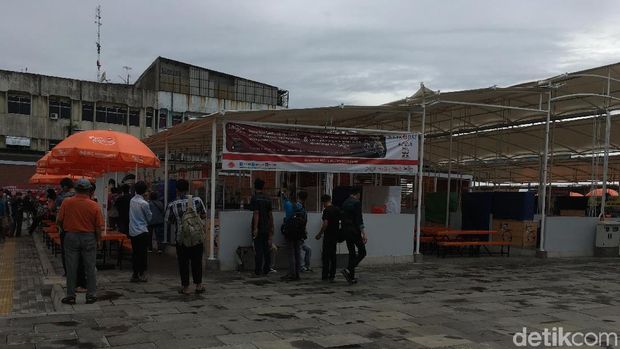 Pedagang di Lokbin Jalan Cengkeh Masih Tunggu Undangan Makan Sandi