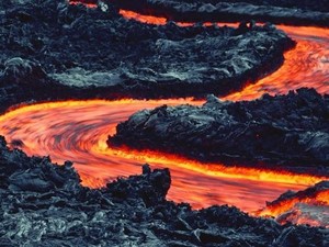 Saat GoPro Rekam Detik-detik Ditelan Lava Gunung Berapi
