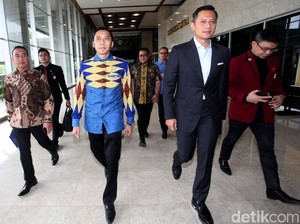 Hadiri Resepsi Kaesang-Erina, AHY dan Ibas Kenang Momen Manis Pernikahan