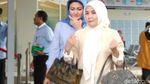 Begini Penampilan Istri Novanto Jenguk Suaminya di Rutan KPK