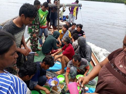 16 orang berhasil diselamatkan