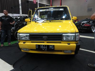 Kijang Jadul pun Asyik Buat Dimodifikasi
