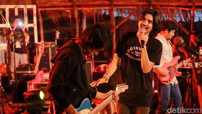 5 Kisah Duta Sheila On 7 kini Hidup Sederhana