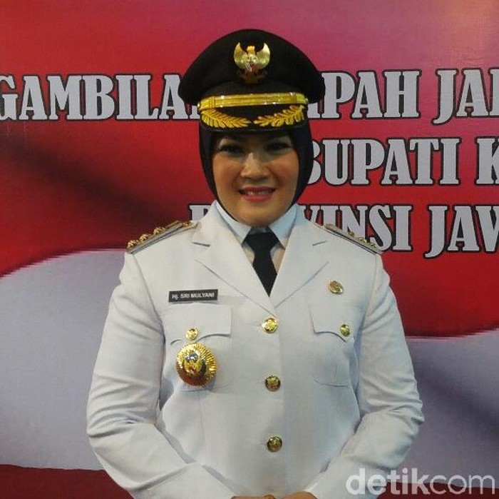 pelantikan sri mulyani sebagai bupati klaten