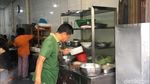 Sluurp! Ini Bihun Bebek Paling Mahal dan Paling Enak di Medan