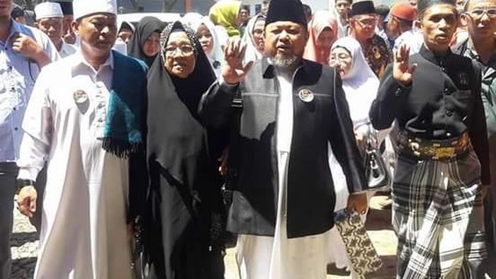 Calon Independen, Buya-Togelangi Daftar Pilwakot Palopo