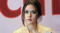 Tatapan tajamnya bikin jatuh hati. Pool/Palevi S/detikFoto.