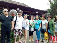 Para peserta raftin di Desa Rafting