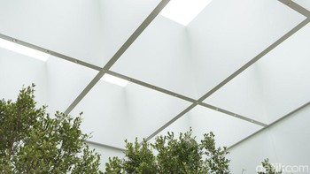 Interiornya dirancang sedemikian rupa agar memungkinkan pencahayaan secara alami. Foto: Broadsheet/Pate Dillon