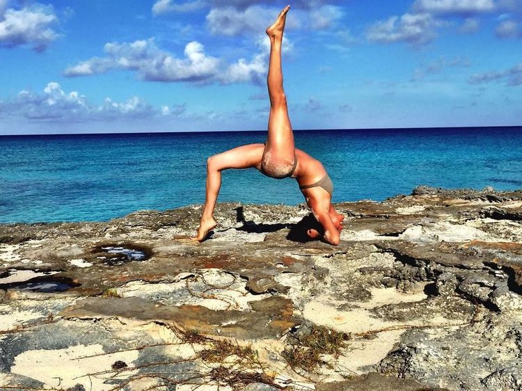 Foto: Meghan Markle, Tunangan Pangeran Harry yang Senang Yoga
