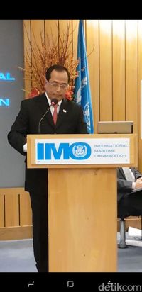 Menhub Budi Karya Sumadi bicara di Sidang IMO di London 