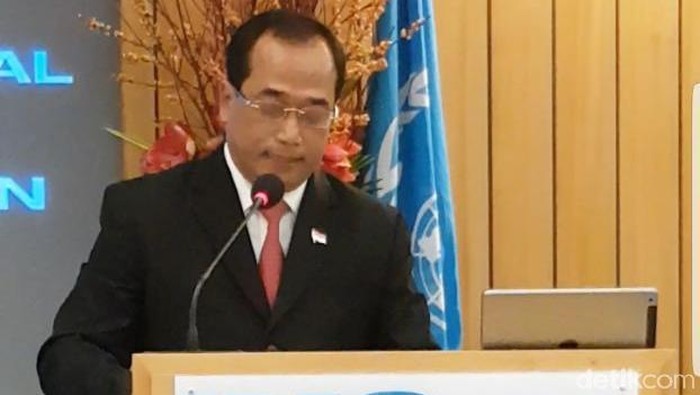 Menhub Serahkan Piagam Ratifikasi Keselamatan Pelayaran ke IMO