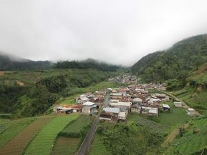 Tersembunyi di Lereng Gunung Lawu, Desa Genilangit Keren Juga