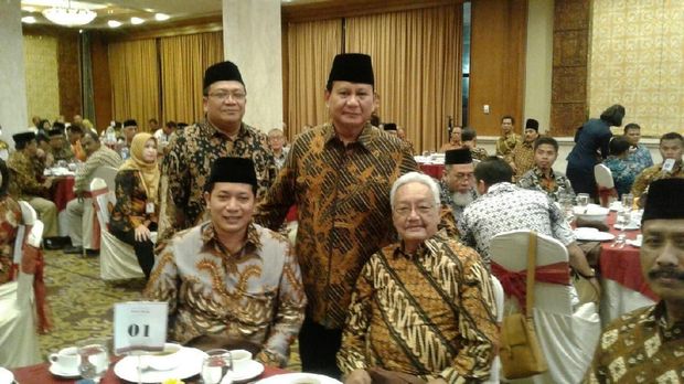 Nantikan Keputusan Prabowo, Ferry: Internal Gerindra Dukung Saya