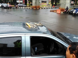 Cor Layang Tendean-Ciledug Jatuh, Sandi Minta Keselamatan Diutamakan