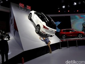 Penjualan Mobil di China Sebulan Setara dengan Setahun Lebih di RI