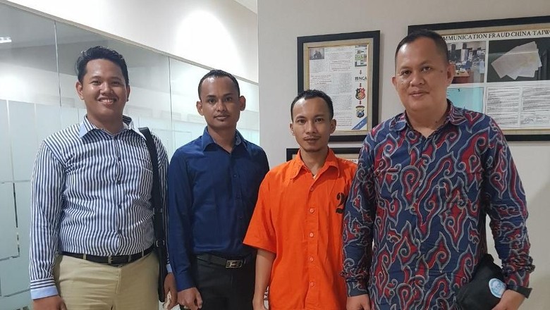 Bos Saracen Jalani Sidang Perdana di PN Pekanbaru Bos Saracen Jalani Sidang Perdana di PN Pekanbaru