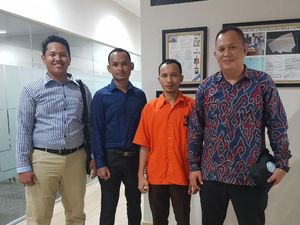 Bos Saracen Jalani Sidang Perdana di PN Pekanbaru