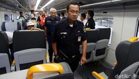 PT Railink, operator kereta Bandara Internasional Soekarno-Hatta sendiri telah mengeluarkan jadwal perjalanan moda transportasi berbasis rel tersebut dengan rute Stasiun Sudirman Baru  Bandara Soetta.