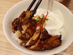 E.D.C: Asyiknya Chit Chat Sambil Menikmati Donburi dan Milo Keju