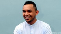 Ia meminta publik dan netizen menghargai keputusan pribadi Rina, apapun itu. Termasuk melepas hijab. Foto: Fakhrul Razi (NOEL)