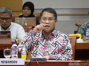 e-Book Cs Kena Bea Masuk, Apa Kata Rudiantara?