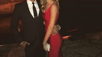 Eve Jobs sering tampil mesra dengan pacarnya. Foto: Instagram