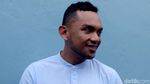 Jawaban Mantan Tunangan Dituding Penyebab Rina Nose Lepas Hijab