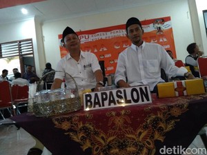 Bacalon Independen Pilwali Probolinggo 2018 Serahkan Berkas ke KPU