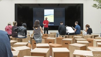 Ada pula Forum yang akan dijadikan tempat acara Today at Apple. Foto: Broadsheet/Pate Dillon