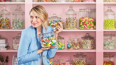 Maria Sharapova yang Semanis Gula-gula Miliknya
