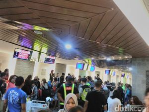 Erupsi Gunung Agung, Traveler Ini Galau di Bandara Bali 3 Hari