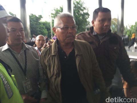  Pelaksana tugas (Plt) Kepala Dinas PUPR Arpan