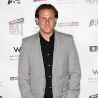 Trevor Engelson merupakan produser film berusia 41 tahun. Dia memulai kariernya di industri film sebagai asisten produser hingga bisa mandiri menjadi produser. Film-film garapan Trevor adalah 9/11 dan film yang cukup terkenal Remember Me yang dibintangi Robert Pattinson.  Foto: Getty Images