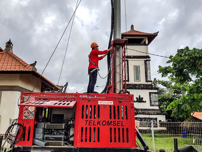 BTS Telkomsel. Foto: Telkomsel BTS Telkomsel. Foto: Telkomsel