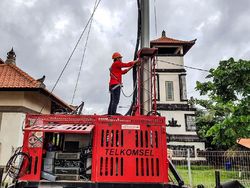 Telkomsel Jaga Jaringan di Kawasan Banjir Sulawesi & Kalimantan