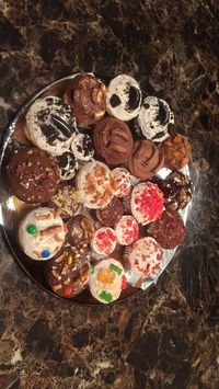 <i>So Sweet!</i> Remaja Ini Jualan <i>Cupcakes</i> Demi Biayai Pengobatan Kanker Ibunya