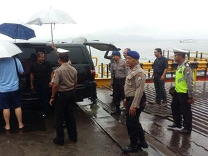 Eks Kapolri Kena Imbas Gunung Agung, Naik Mobil via Gilimanuk