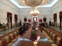 Jokowi Terima Wakil PM China di Istana Merdeka