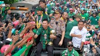 Romboan konvoi berakhir di depan Gedung Graha Pena Jalan Ahmad Yani/Foto: Istimewa
